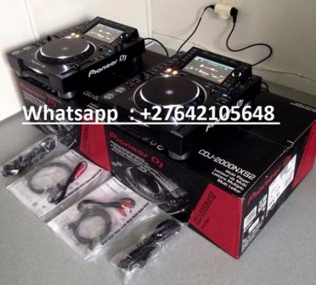 2x Pioneer CDJ-2000NXS2 + 1x DJM-900NXS2  = 2500EUR